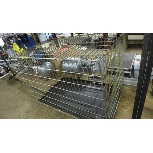 2371 - A large folding pet crate - 63x68x104cm