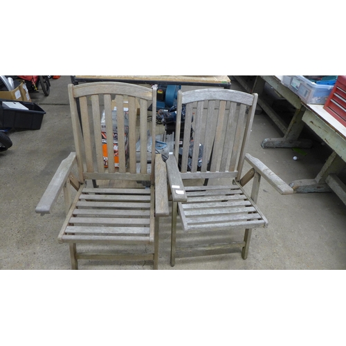 2374 - Two wooden folding garden chairs