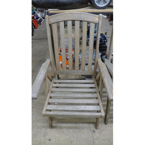 2374 - Two wooden folding garden chairs