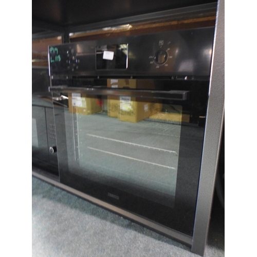 3029 - Zanussi Single Multifunction Oven - Scratched Handle, Model: ZOHNX3K1 Original RRP £265.83 inc. vat ... 