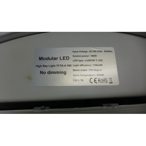 2077 - A modular non-dimming 160w high bay LED light fitting - model No. TF7A-4160