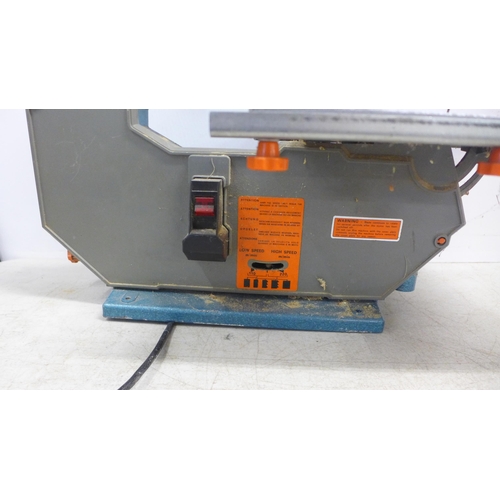 2085 - A Black and Decker DN339 serial T1 240V, 300w variable speed band saw