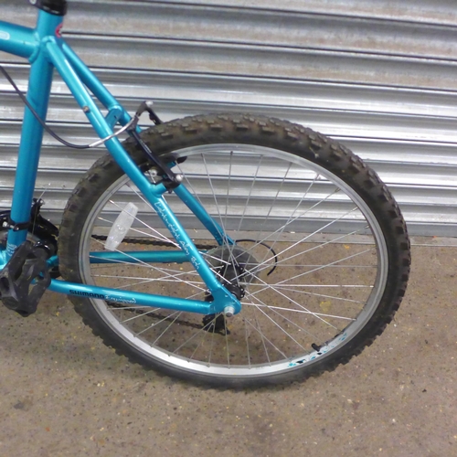 2180 - An Apollo Twilight aluminium framed front suspension hardtail ladies mountain bike