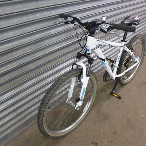 2182 - A Mongoose Switchback Sport aluminium framed front suspension hardtail mountain bike