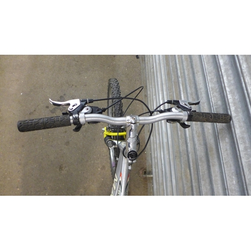 2184 - A Marin Bobcat Trail Ovation aluminium framed front suspension hardtail mountain bike