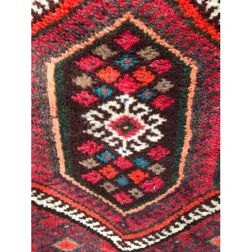 1494 - A Handwoven 100% wool pile Persian Hamadan village rug (215x125cm)