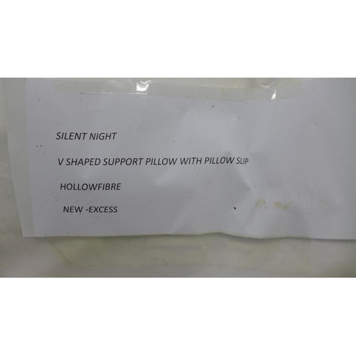 2385 - A Silent night V shaped pillow and slip