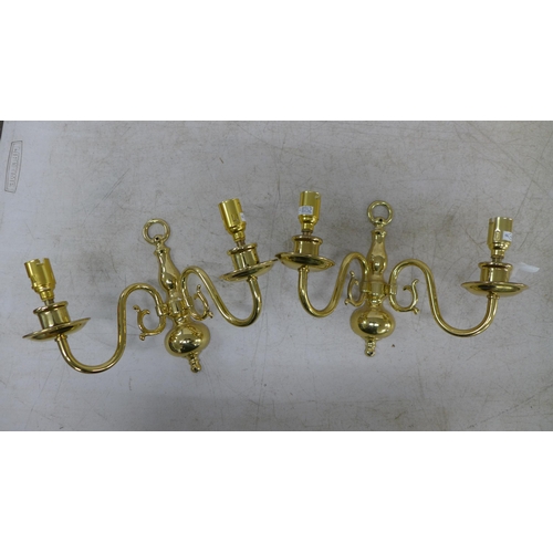 2389 - A box of brass chandelier fittings