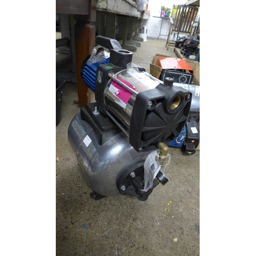 2398 - A Clarke CBM250SS 230 electric rotor pump (7791), a Clarke Weld (MIG135TE230) mig welder (7795) and ... 