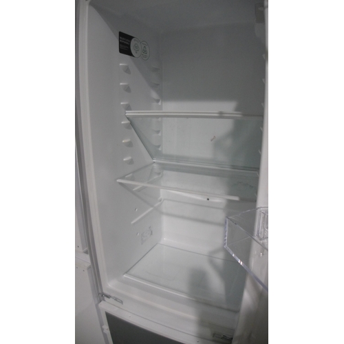 3101 - AEG Integrated Fridge Freezer (Missing Salad Boxes) Model: OSC6N181ES (446-142) * This lot is subjec... 