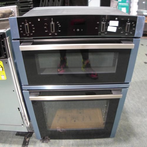 3118B - Neff Integrated Double Oven - model: UIACE5HN0B (Scratched Handle & Missing Shelves)