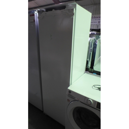 3163 - AEG Integrated Tower Fridge - model: SKE818E1DC  (446-4) * This lot is subject to vat