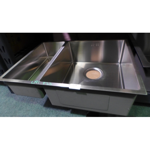 3178 - 1.5 Bowl Undermount Sink (446-141) * This lot is subject to vat