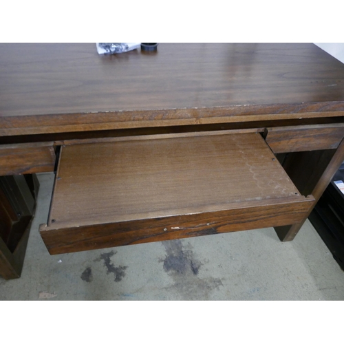 1514 - Wooden Adjustable Desk - Tresanti, Original RRP £333.33 + VAT (4202-41) *This lot is subject to VAT