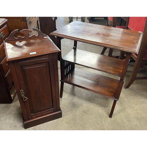 153 - An Edward VII mahogany pot cupboard and etagere