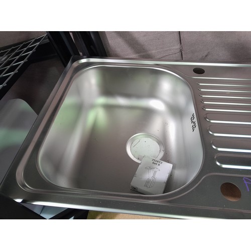 3175 - Blanco 1-Bowl Metal Sink with Drainer