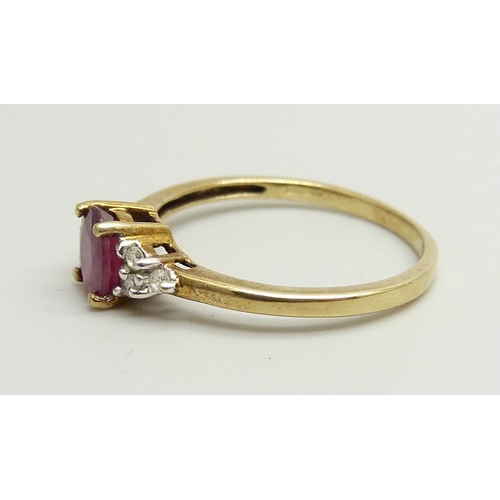 1043 - A 9ct gold, ruby and diamond ring, 1.7g, O/P