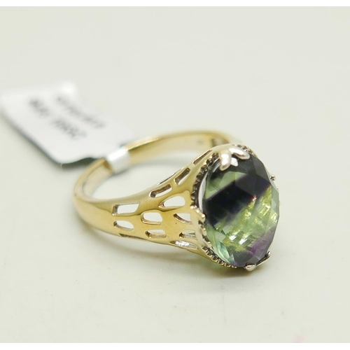 1024 - A silver gilt zebra fluorite ring, S