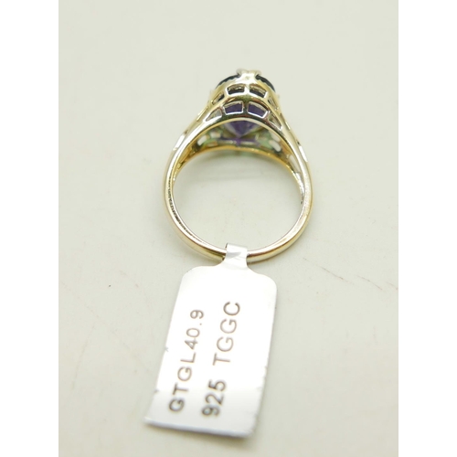 1024 - A silver gilt zebra fluorite ring, S