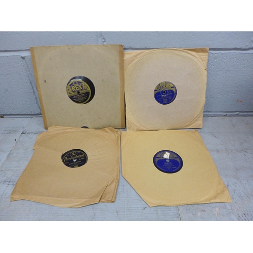 1061 - A collection of 78 gramophone records **PLEASE NOTE THIS LOT IS NOT ELIGIBLE FOR IN-HOUSE POSTING AN... 