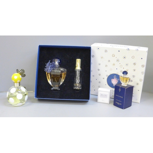 655 - Perfumes; a boxed set of Shalimar, with a used purse spray 15ml, a three quarter full eau de parfum ... 