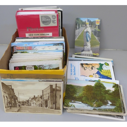 725 - A box of postcards, vintage to modern