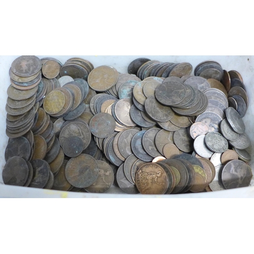 727 - A collection of British and foreign coins, together with a silver plated Walker and Hall ladle