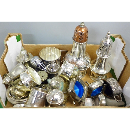 753 - Mixed silver plate including three sugar shakers, salts, mug and other condiments