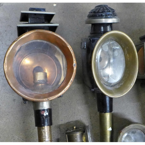 760 - Three 19th Century carriage lamps, a motorcycle lamp and one other a/f