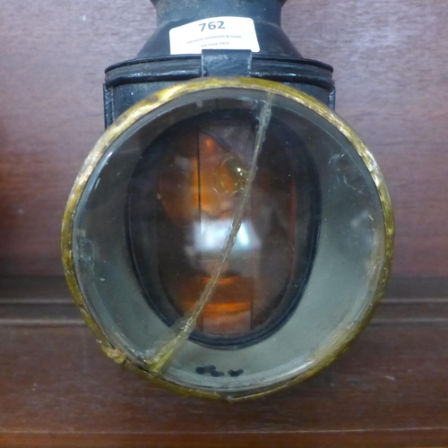 762 - A pair of railway signal lamps **PLEASE NOTE THIS LOT IS NOT ELIGIBLE FOR IN-HOUSE POSTING AND PACKI... 