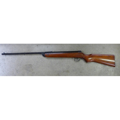 786 - A BSA Meteor air rifle, .22 calibre