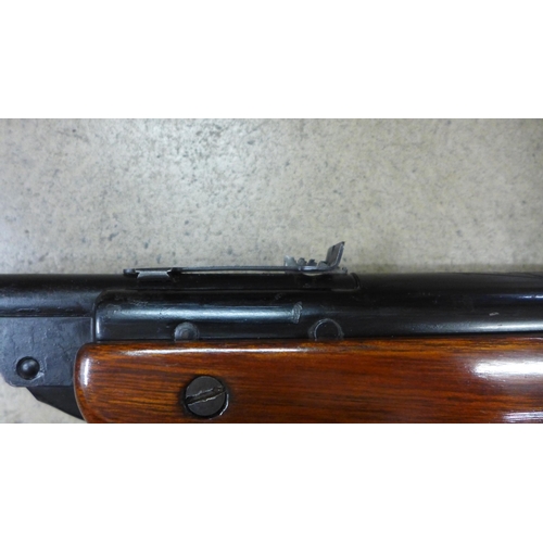 786 - A BSA Meteor air rifle, .22 calibre