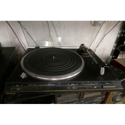 2119 - A quantity of Technics stereo equipment including an SL-DD33 direct drive automatic turntable system... 