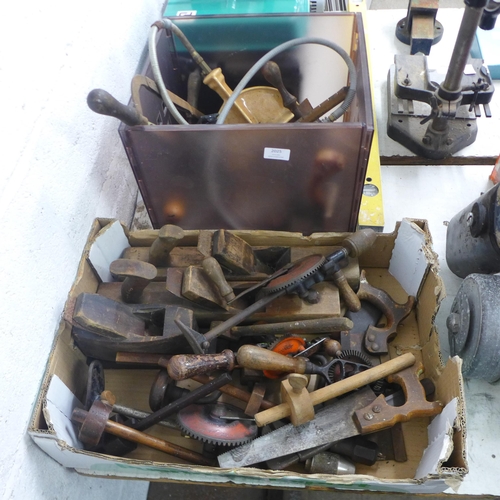 2025 - 2 boxes of assorted vintage woodworking tools including scribes, planes, brace drills, saws, etc.