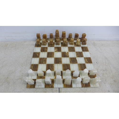 2034 - A handmade marble chess set - complete