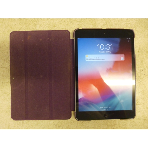 2086 - An iPad mini - 2013/2014 (ME276 B/A) 16GB in case