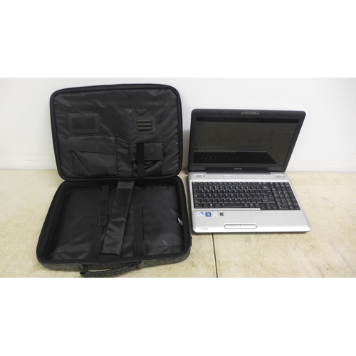 2090 - A Toshiba Satellite Windows 7 laptop (L500-IWG) with charger and carry bag - no battery