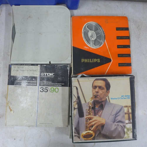 2095 - A vintage Robuk portable reel to reel player and a quantity of record tapes