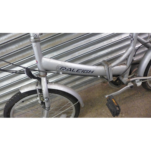 2151 - A Raleigh Eclipse folding bike