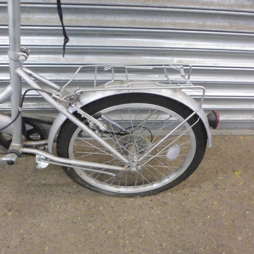 2151 - A Raleigh Eclipse folding bike