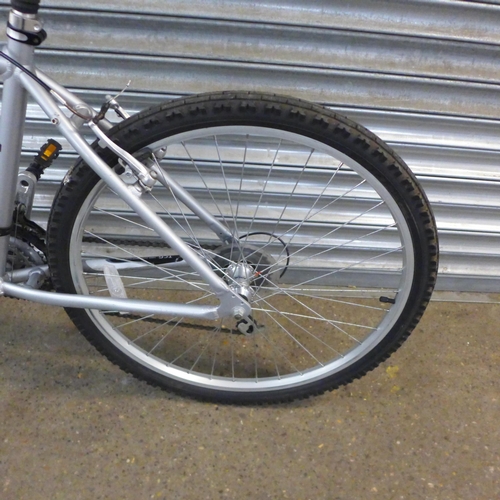 2155 - An aluminium framed Raleigh Tundra mountain bike