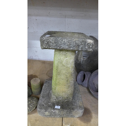 2202 - A sandstone bird bath with 2 stone toadstool ornaments