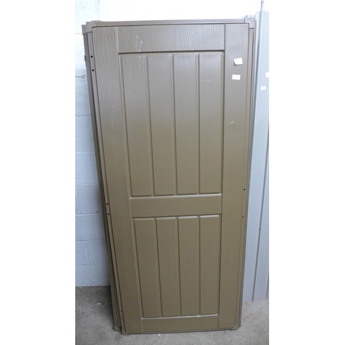 2207 - 3 pairs of brown plastic door panels and 3 extra panels