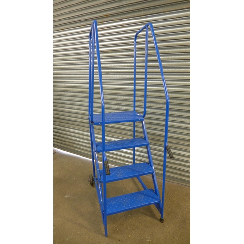 2229 - A four step safety ladder with wheels