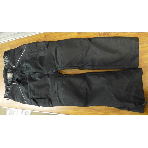 2244 - A pair of Texspeed motorcycle trousers 36 waist - 32 length