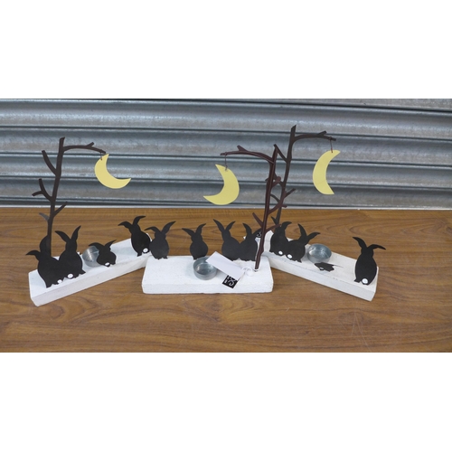 2278 - A box of 18 Gazing Hare candle holders