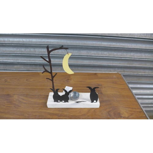 2278 - A box of 18 Gazing Hare candle holders