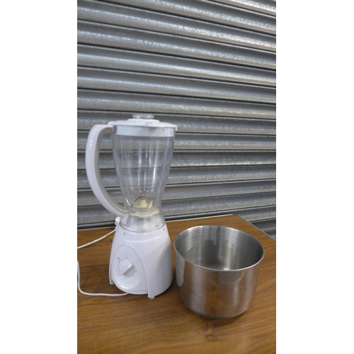 2284 - A Morphy Richards 400403 kitchen mixer and a Russell Hobbs blender and a Salter hotplate press