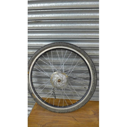 2304 - Two motorized bicycle wheels with tyres