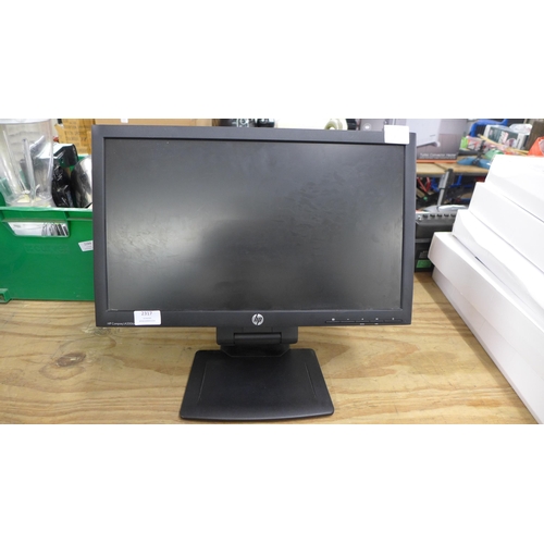 2317 - An HP computer monitor (Compaq LA2006X)